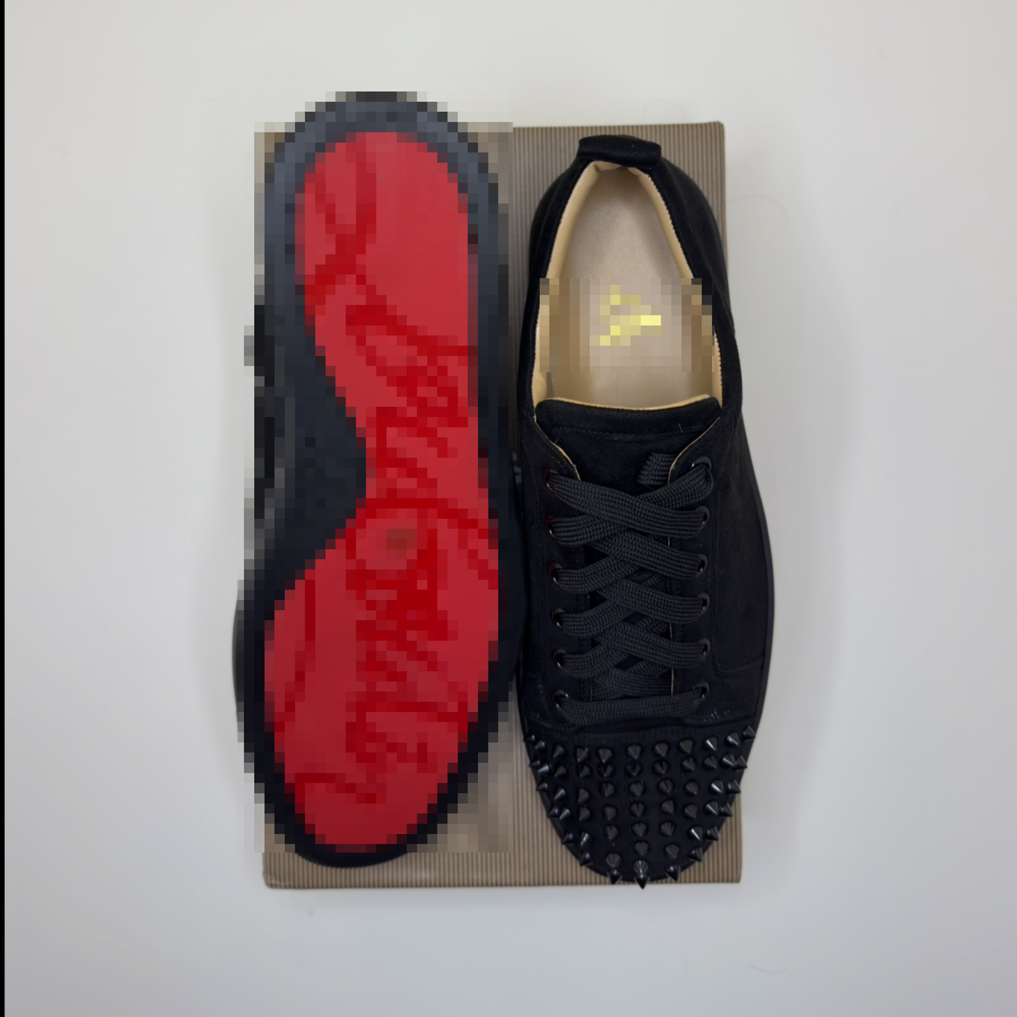 (CL)  BLACK SPIKES FRONT