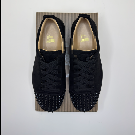 (CL)  BLACK SPIKES FRONT